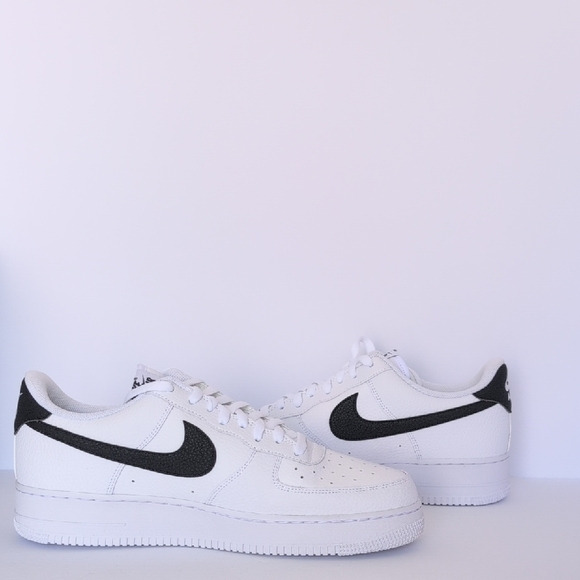 Air Force 1 Nike White & Black US 13M - Picture 8 of 10